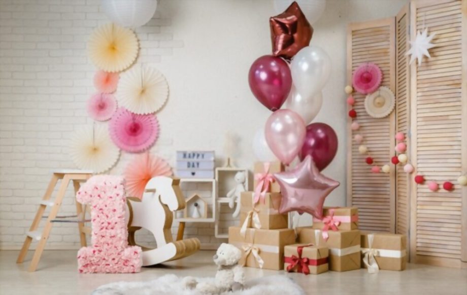 10 Unique Ways to Decorate with a Helium Balloon Kit